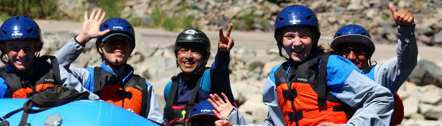 students-whitewater-rafting-in-Peru-Apurimac-River-banner