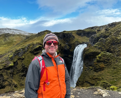 dmac-hiking-waterfall-iceland