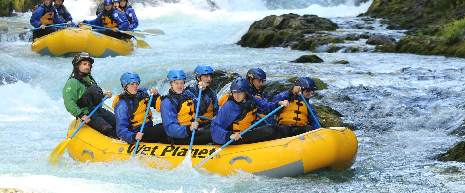 teens whitewater rafting at camp in washington white salmon teens whitewater rafting at camp in washington