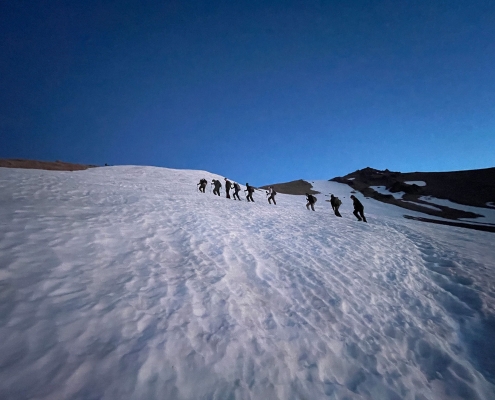 boys-lassen-summit-hike boys-lassen-summit-hike