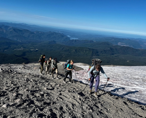 mount-st-helens-pacific-nothwest-adventure-hiking-up mount-st-helens-pacific-nothwest-adventure-hiking-up